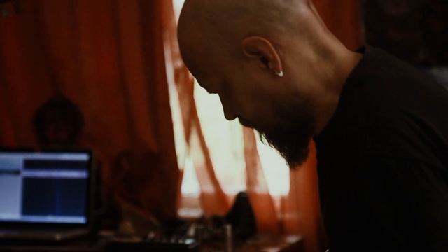 Семья индуистов в деревне под Воронежем - Maha Pralaya - интервью.Музыка, Мир, Магия, Медитация. смотреть онлайн