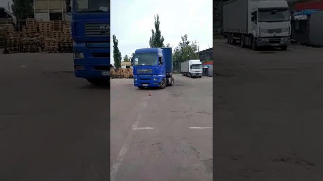 как нужно проехать что бы сдать вождение на Girteka Logistics