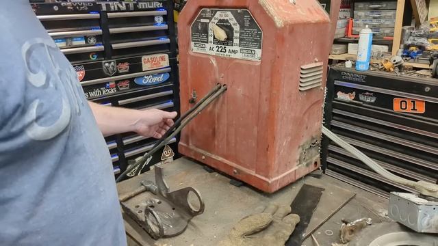 Vintage Welder Fixed & Restored LINCOLN TOMBSTONE 225 AC buzz box смотреть онлайн