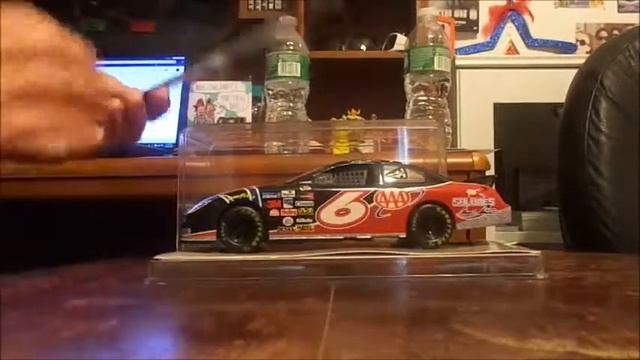 Nascar Diecast Review: Mark Martin #6 AAA Ford Taurus 2006 смотреть онлайн