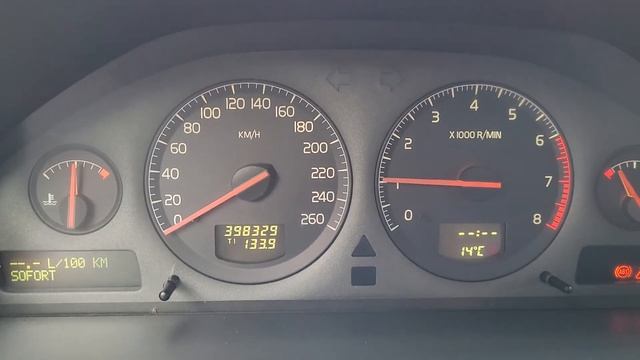 volvo s60 2.4 2001r - falujące obroty смотреть онлайн