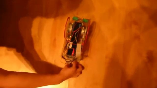 Mobile mikrorobot with 2 unipolar stepper motors and uC = ARM7