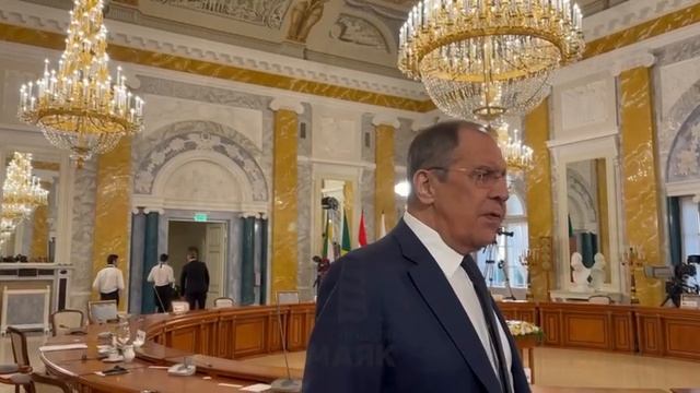 [ Альбом ]
Переговоры Путина с лидерами африканских стран по урегулированию в Украине завершились. смотреть онлайн