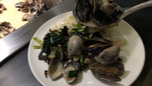 A Day In The Life Of A Software Engineer At Airbnb смотреть онлайн