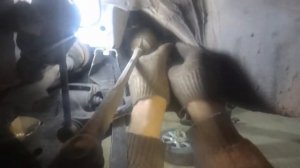 Honda. CRV 3. Замена втулок переднего стабилизатора.