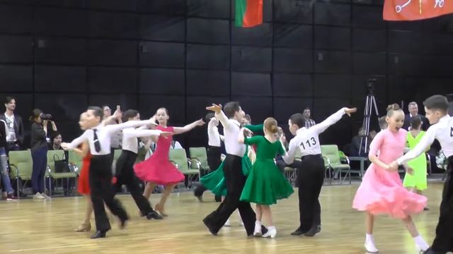 Ча-ча-ча Дети-2+1 Е класс Латина 1/2 смотреть онлайн