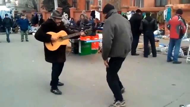 Бомжи! Пляски под dubstep смотреть онлайн