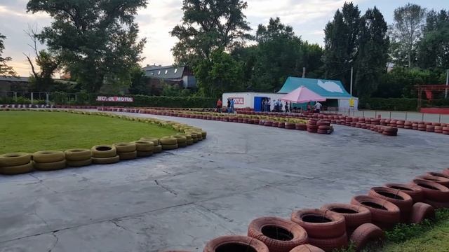 РЕАКЦИЯ НА АМЕРИКАНСКИЕ ГОРКИ смотреть онлайн