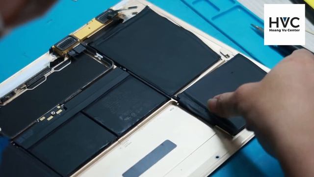 Thay pin macbook 12 inch 2015 2016 2017 смотреть онлайн