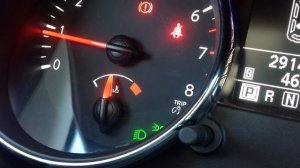 Nissan Qashqai шум тахометра