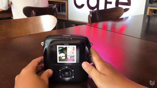 Trên tay FUJIFILM INSTAX SQUARE SQ10 смотреть онлайн
