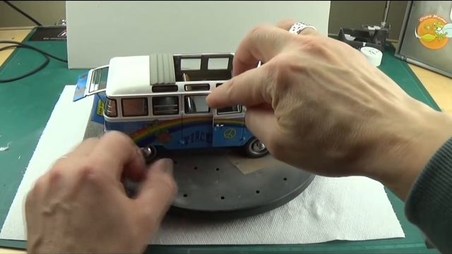Samba bus Revell ( flower power ) FINISH !! смотреть онлайн