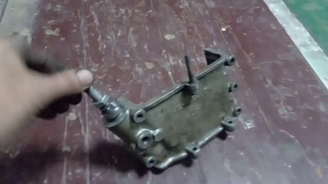 Как натянуть цепь ГРМ двигателя Москвич УЗАМ 412.Доработка натяжителя своими руками смотреть онлайн