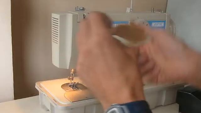 Sewing machine Швейная машина Veritas Rubina 1290 шкіра смотреть онлайн