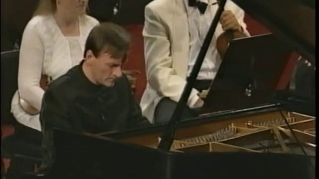 Stephen Hough plays Rameau in New York смотреть онлайн