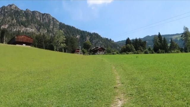 Очень СТРАННЫЙ музей Swarovski / Красивейшая деревня Альпбах / Замок Хоэнверфен / Австрия VLOG #4 смотреть онлайн