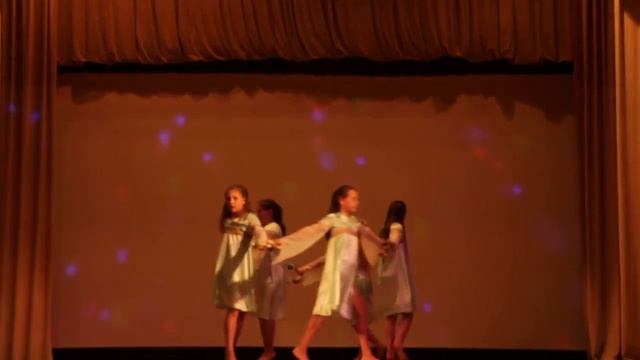 Хореографический коллектив Карусель г. Коломна танец На Ивана Купала смотреть онлайн