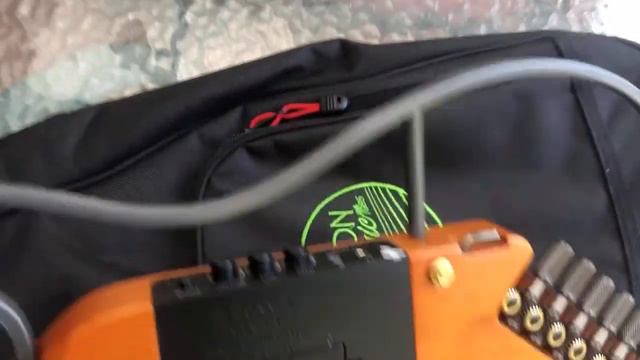 Donner Travel Guitar modifications. смотреть онлайн