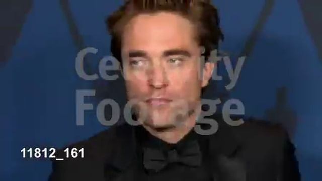 #RobertPattinson on the red carpet of The Academys Governors Awards 2019 the last smile смотреть онлайн