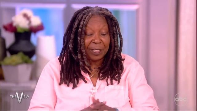 'The View' Celebrates National Intern Day | The View смотреть онлайн