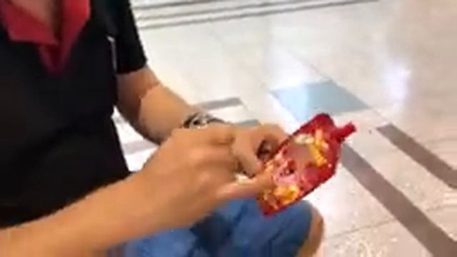 ГЕРМАНИЯ #2 ПОКУПАЕМ ДЖИББИТЦ УКРАШЕНИЯ ДЛЯ КРОКСОВ НЕМЕЦКИЙ ХЕППИ МИЛ МИНЬОНЫ 3 смотреть онлайн