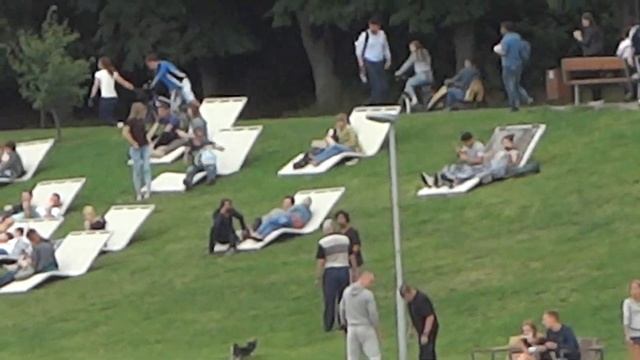 Москва-река. Прогулки на катере. Парк Горького. смотреть онлайн