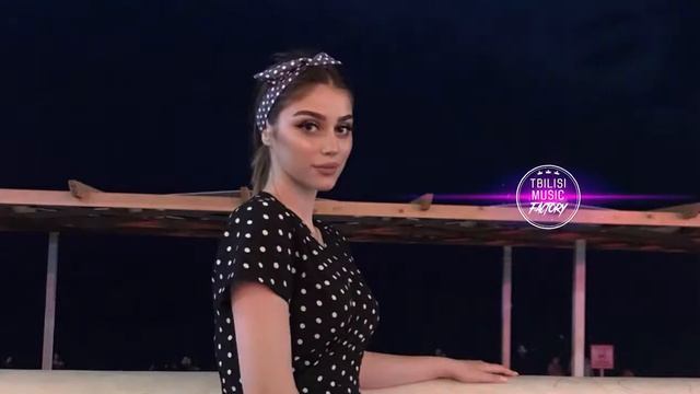 Она хитрая лиса,?навела туман ♛ смотреть онлайн