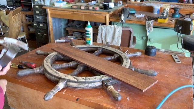 Repairing, Restoring and Mounting a Ship's Wheel смотреть онлайн