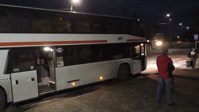 Жизнь автостанции Опочка. Прогулка по городу. Междугородние, пригородные автобусы смотреть онлайн