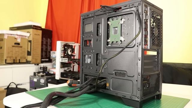 Aerocool QS-240 (mATX) Review - Damn good budget case! смотреть онлайн