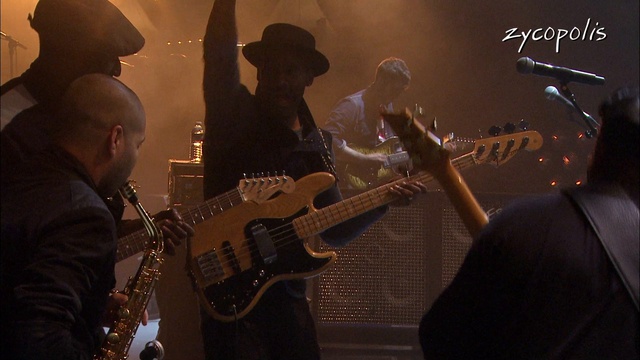 Marcus Miller & Keziah Jones - I'll Be There, Come Together - Live Jazz à Vienne 2013 смотреть онлайн