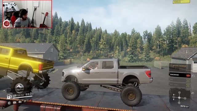 SnowRunner: GIANT TRUCK HAUL vs HUGE MUD PIT! смотреть онлайн