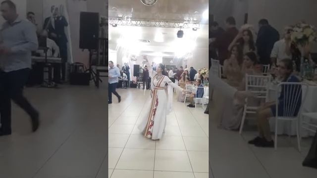 Ачарули. Грузинский национальный танец смотреть онлайн