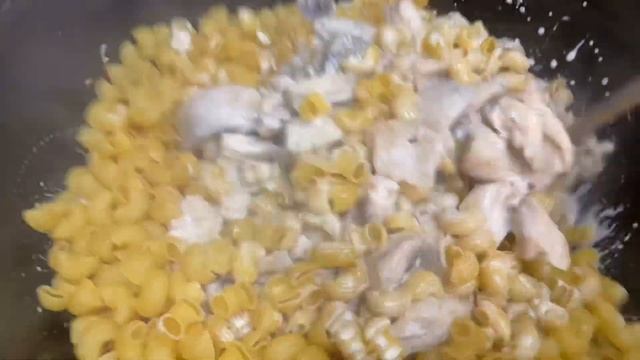 ПАСТА в СЛИВОЧНОМ СОУСЕ с ГРИБАМИ и КУРИЦЕЙ//MUSHROOMS AND CHICKEN PASTA смотреть онлайн