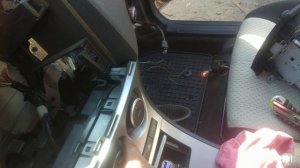 Не работает вентилятор печки Мазда 3, разобрали всю панель