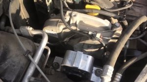 Лада Ларгус замена верхней правой опоры двигателя