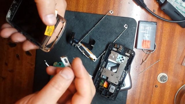 Nokia C6 замена тачскрина смотреть онлайн