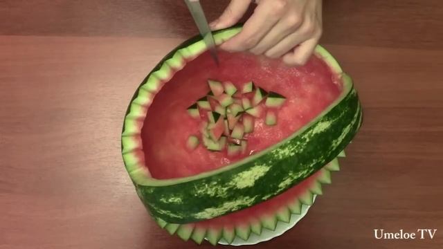 Как сделать ФРУКТОВУЮ КОРЗИНКУ ИЗ АРБУЗА. Простой Недорогой рецепт смотреть онлайн