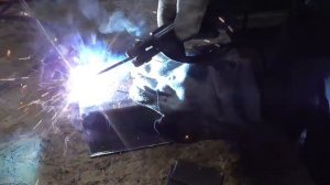 Колун из рельсы, дедовским методом/как сделать колун