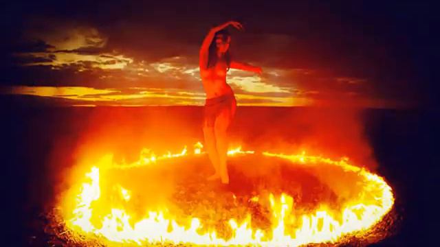 Шальная страсть !( релакс ) просто музыка Автор Kapitan ! Михаил Дмитриев смотреть онлайн