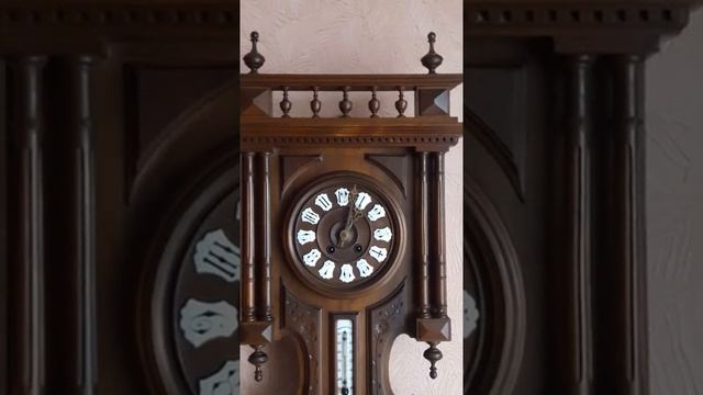 Настенные часы с боем, термометр, барометр. смотреть онлайн
