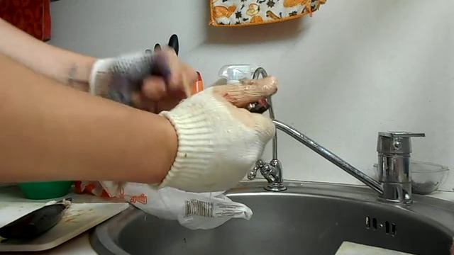 Окунь или как быстро его почистить!!! смотреть онлайн