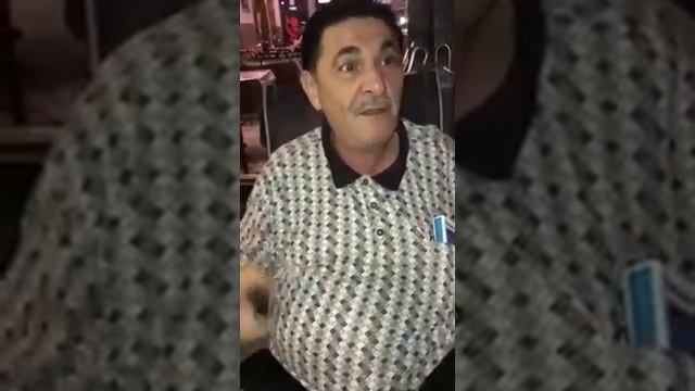Анекдот по 4 кнопки в самолёте смотреть онлайн