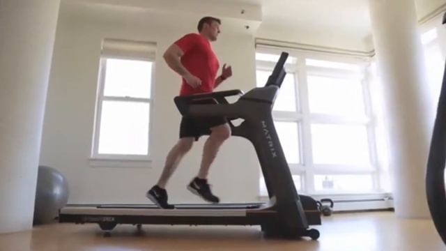 Matrix Fitnessgeräte bei Shark Fitness смотреть онлайн