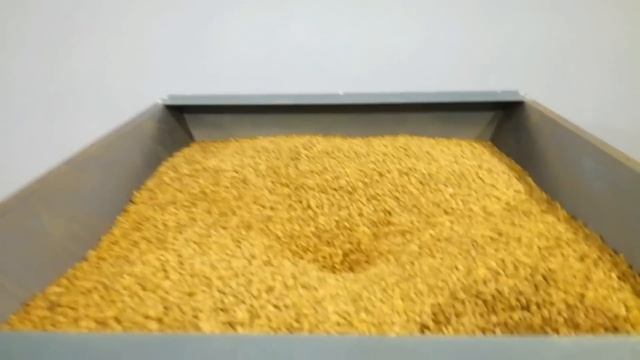 мельница дробилка для солода Красный Хомяк смотреть онлайн