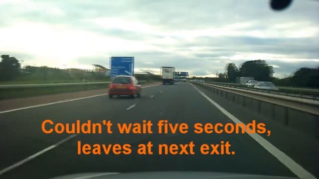 RCZ6813 Renault Clio Undertaking смотреть онлайн