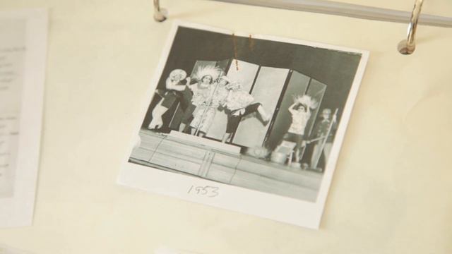 Meet the Atomettes! UCLA professor tells history of Nisei girls clubs смотреть онлайн