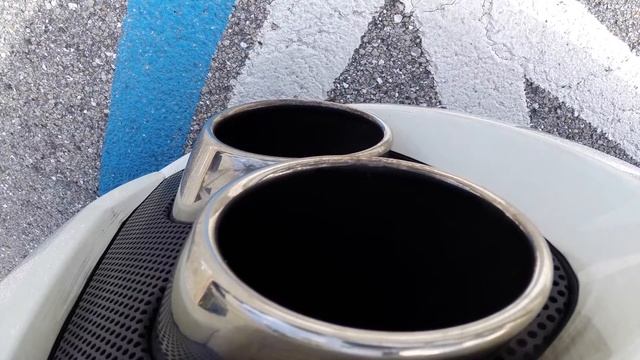 2012 Ferrari California Convertible: Virtual Test Drive смотреть онлайн