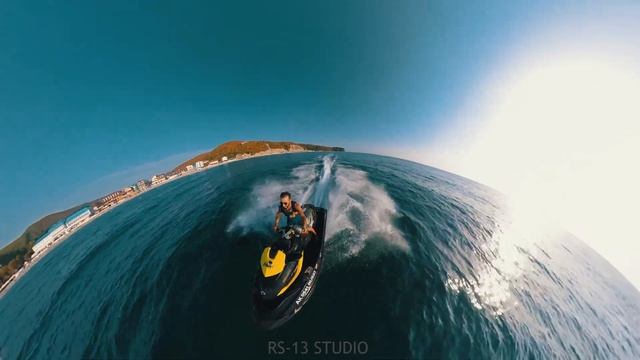Hydrocycle. Insta360 One R