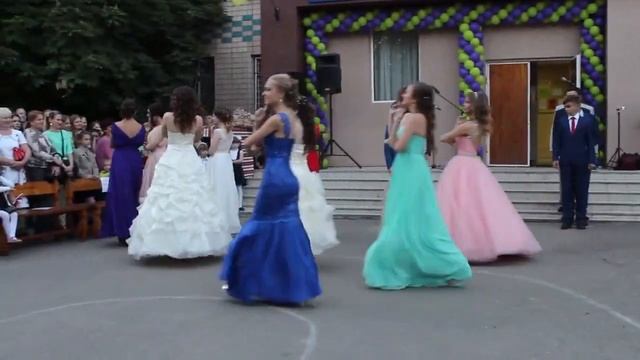 Танец на выпускной 11-А класс 130 школа г. Одесса 2015 смотреть онлайн